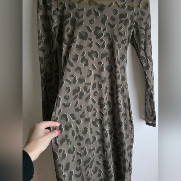 NWT Supertrash (Green) Leopard Mesh Long-Sleeve Midi-Dress Size XS - Picture 3 of 5